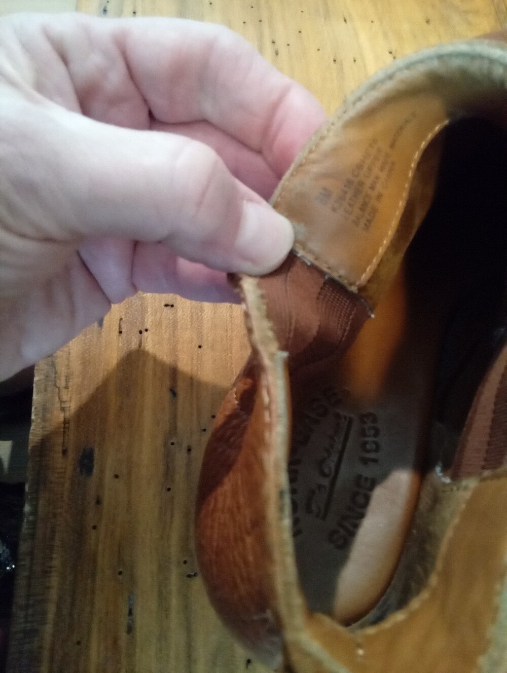 Kork-Ease Velma Leather Bootie Sz 8. Didn't See Side Was Busting Until I Photo